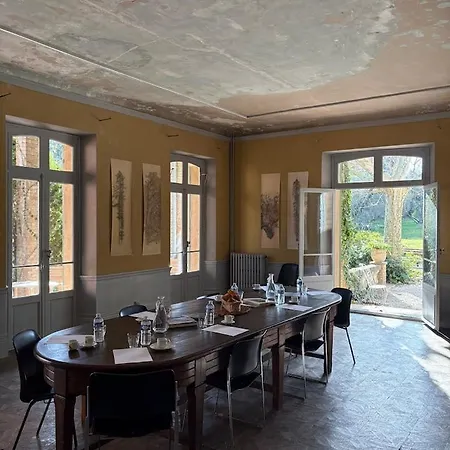 Villa Magdala-Chambre D'Hote 2 Panzió 3*